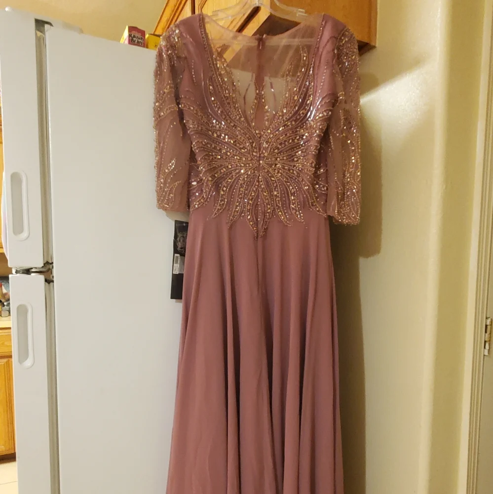 New Pink Dress - Picture 3 of 11